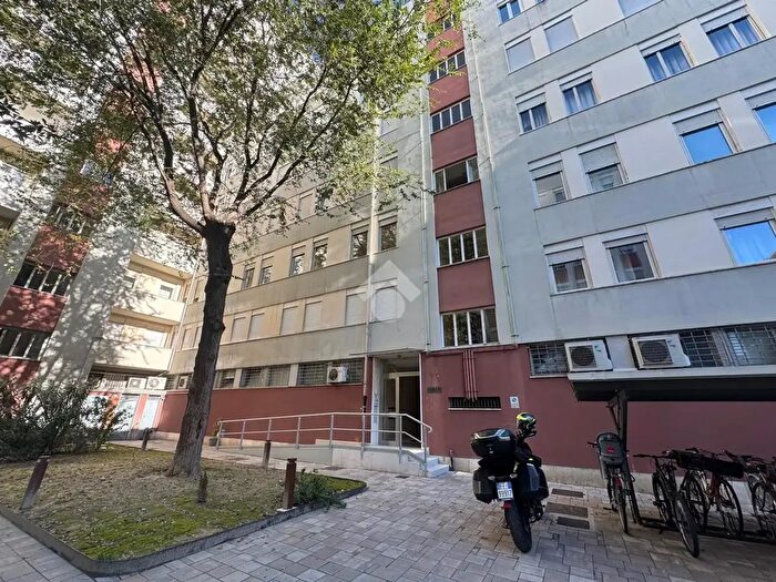 Appartamento quadrilocale in vendita in Piazzale Leonardo da Vinci, Venezia