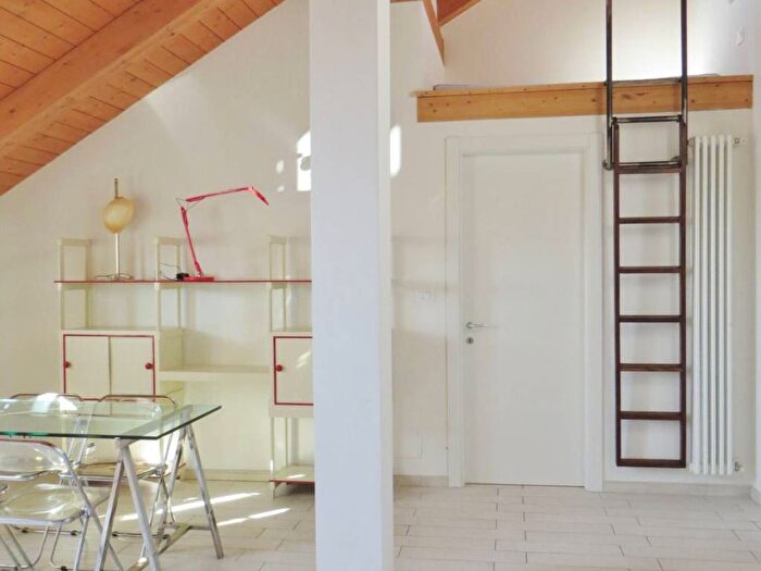Appartamento trilocale in affitto in Corso Luigi Einaudi, Crocetta, Torino
