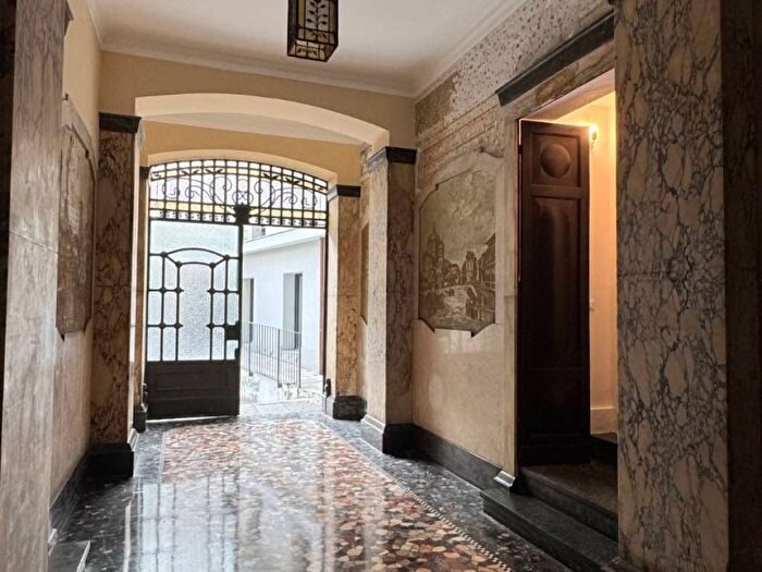 Appartamento bilocale in affitto in Via Carlo Poma, Indipendenza, Milano