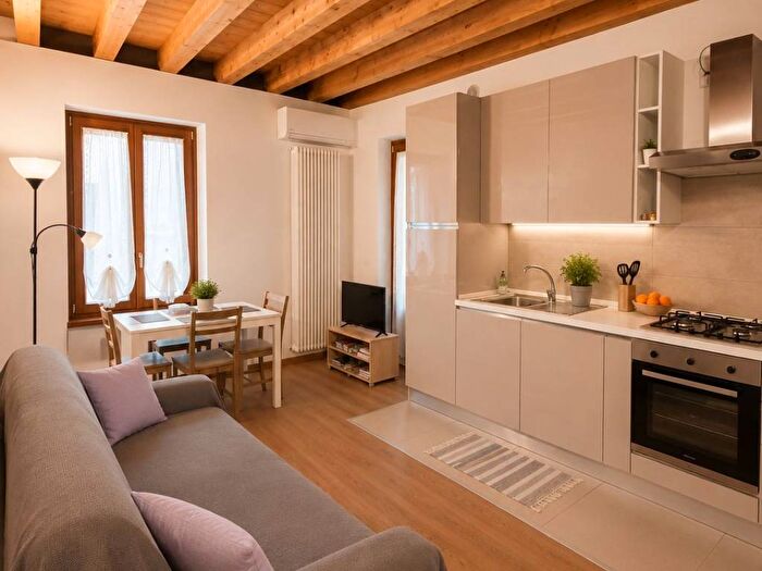 Appartamento bilocale in affitto in Via Goffredo Mameli, Borgo Trento, Verona