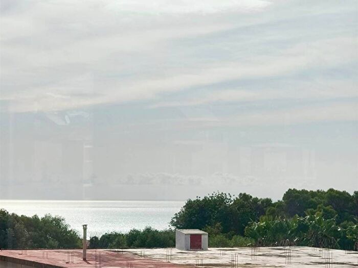 Appartamento bilocale in affitto in Via Roberto Rimini, Centro, Aci Castello