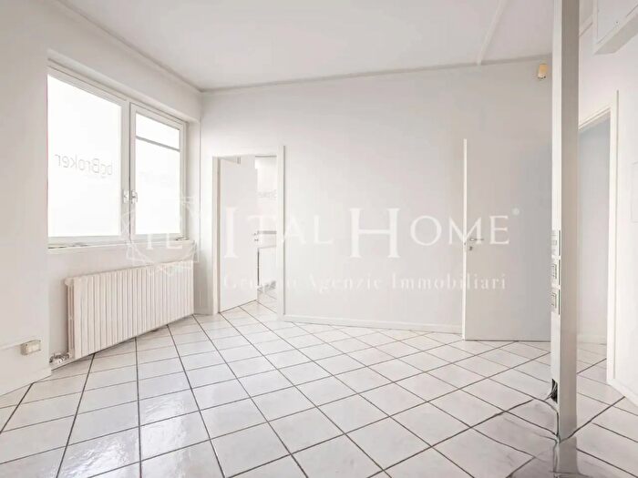 Appartamento bilocale in vendita in Via Carlo Alberto, Bergamo