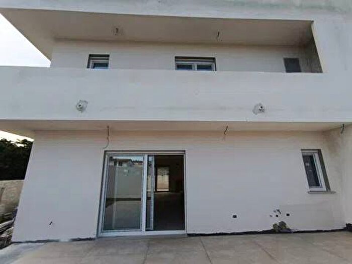 Casa quadrilocale in affitto in Via California, TrentolaDucenta