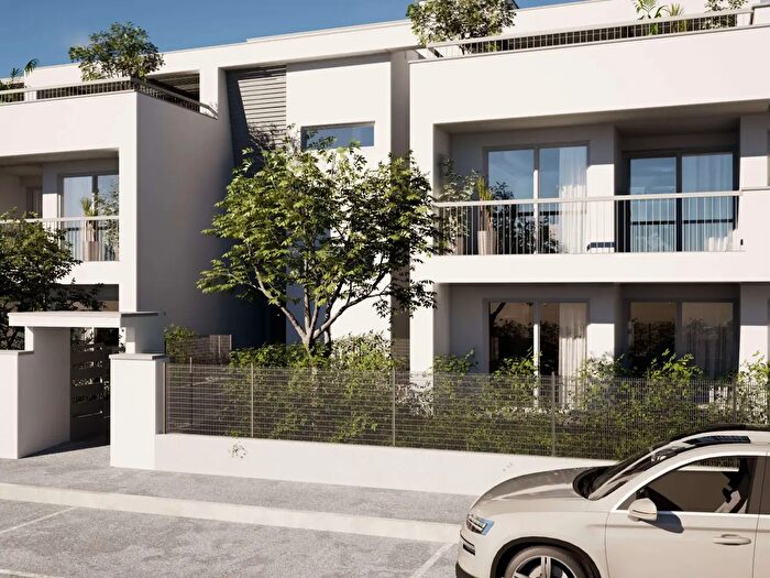 Appartamento trilocale in vendita in Via Pozzo, Rovellasca