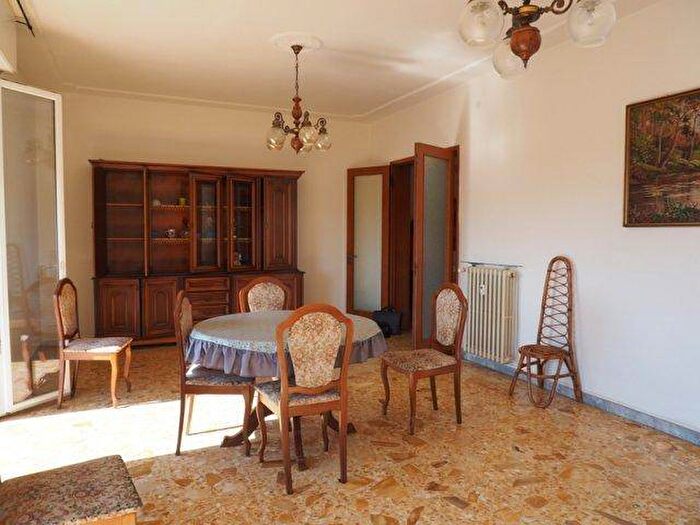 Appartamento quadrilocale in affitto in San Faustino, Modena