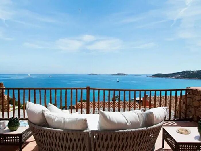 Casa con 6 locali in vendita in Località Grande Pevero, Arzachena
