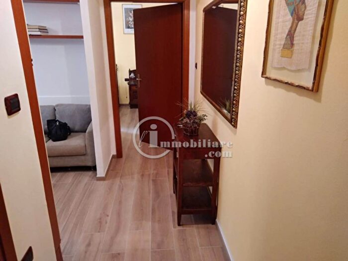 Appartamento bilocale in affitto in Via Sebastiano del Piombo, Monte Rosa Lotto, Milano