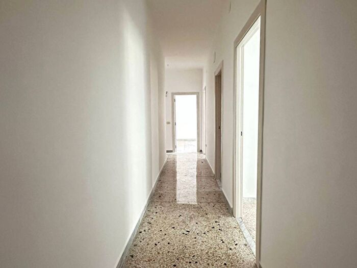 Appartamento trilocale in affitto in Via Gaetano Filangieri, Centro, Casoria