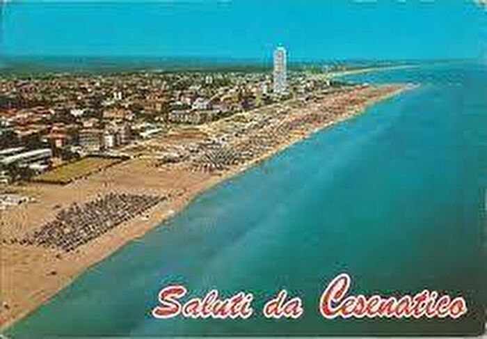 Casa con 6 locali in affitto in Viale Giosuè Carducci, Cesenatico Levante, Cesenatico