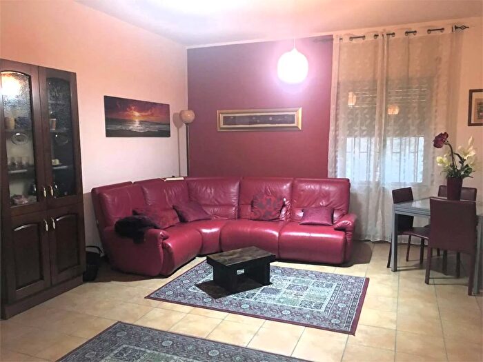 Appartamento trilocale in vendita in Via Capizzano Cosenza, Cosenza