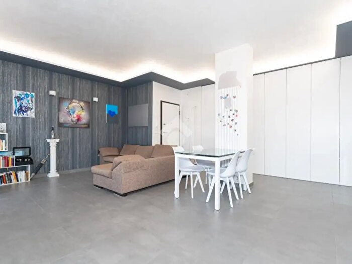 Appartamento quadrilocale in vendita in Via Mazzini, Caselle Torinese