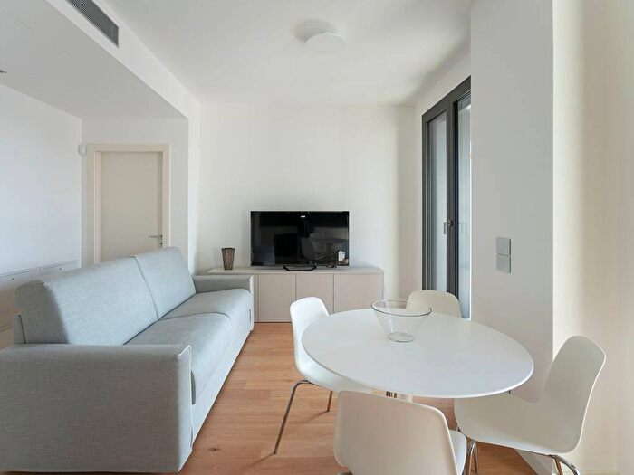 Appartamento bilocale in affitto in Via San Cristoforo, Piazza Napoli, Milano