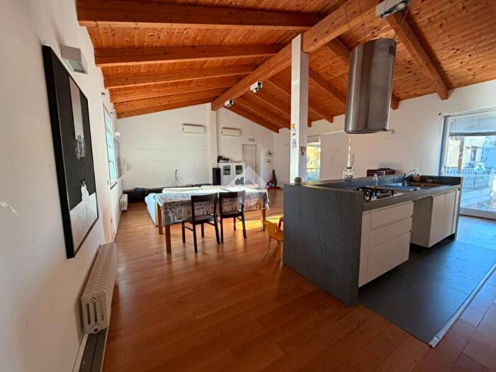 Appartamento bilocale in affitto in Corso Umberto I, Centro, Marano di Napoli