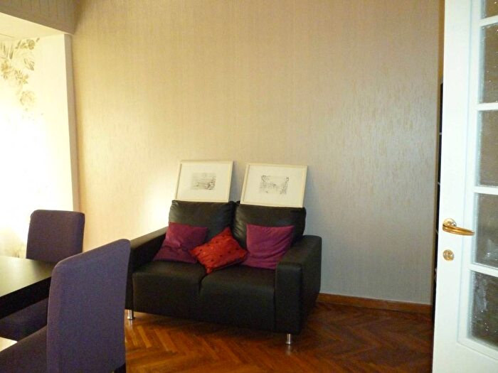 Appartamento trilocale in affitto in Piazza Giacomo Matteotti, Centro Storico, Modena