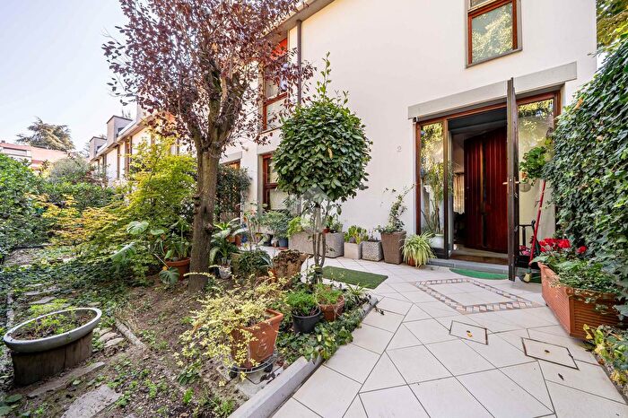 Casa con 5 locali in vendita in Via G Gambigliani Zoccoli, Modena