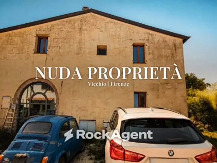 Casa con 5 locali in vendita in Via Padule, Vicchio
