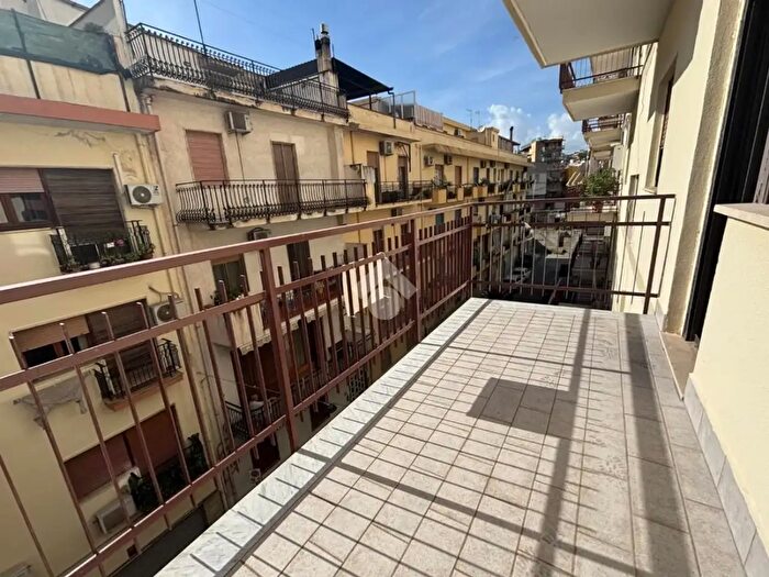 Appartamento con 5 locali in vendita in Diramazione Putortì, Reggio Calabria