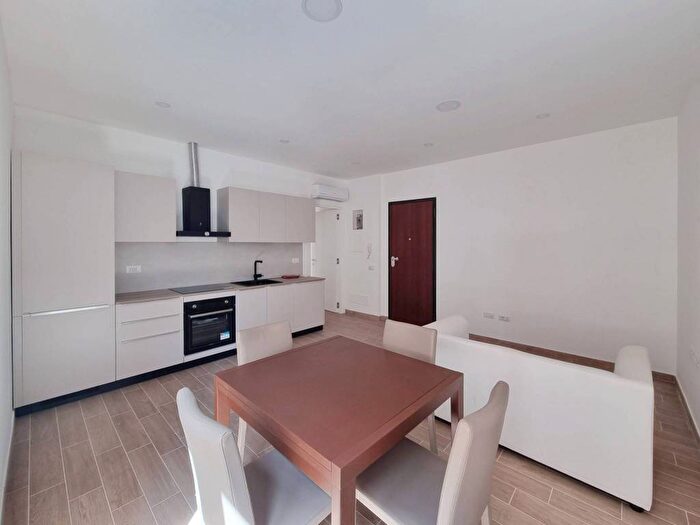 Appartamento bilocale in affitto in Via Pietro Cavaro, Genneruxi, Cagliari