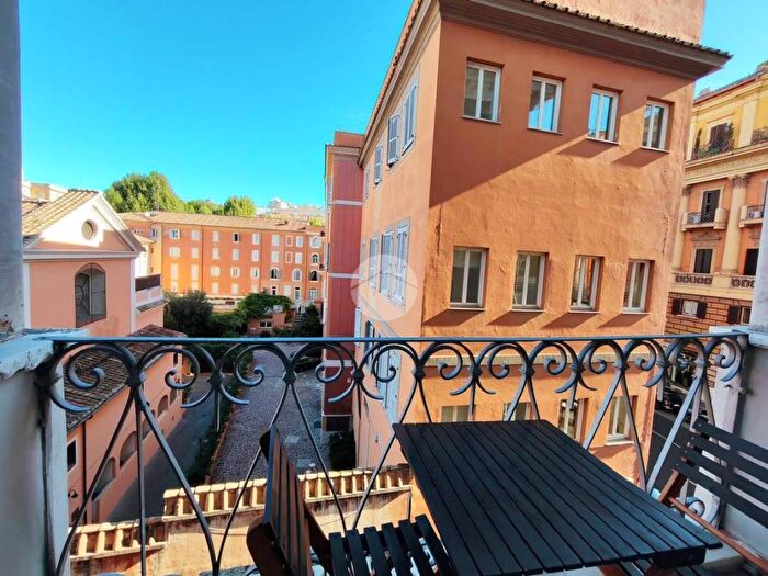 Appartamento monolocale in affitto in Via ruinaglia, Centro Storico, Roma