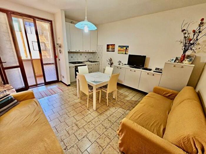 Appartamento bilocale in vendita in Viale Giacomo Leopardi, Comacchio