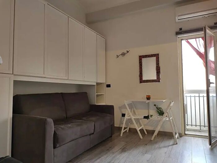 Appartamento monolocale in affitto in Via Domenico Scina', Palermo