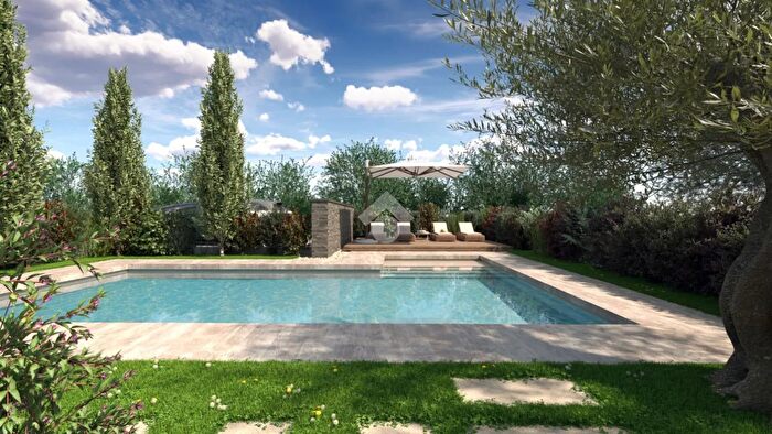 Casa quadrilocale in vendita in Via Brenta, Padenghe Sul Garda