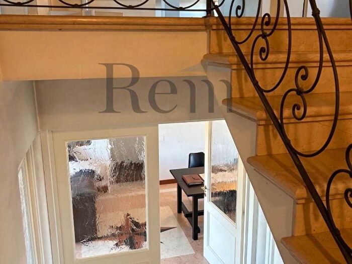 Appartamento con 6 locali in affitto in Via Torcelle, Centro, Casale sul Sile