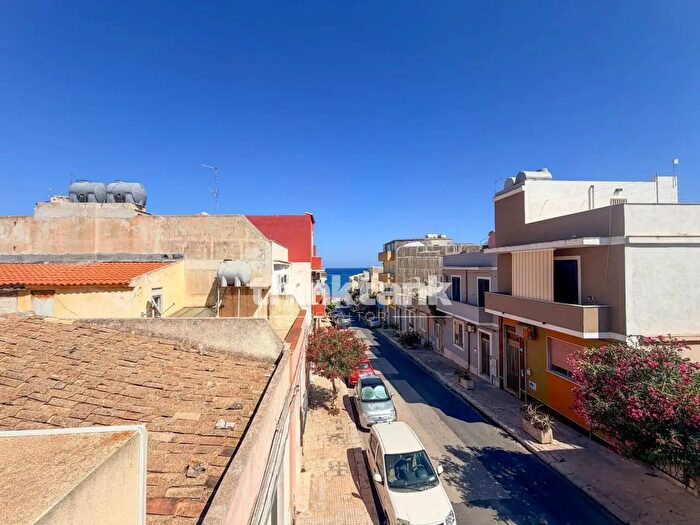Casa trilocale in vendita in Via Nunzio Costa, Portopalo Di Capo Passero