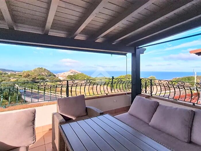 Appartamento trilocale in vendita in Loc Terrabianca, Castelsardo