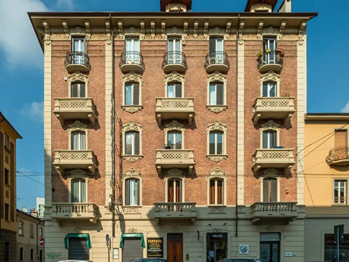 Appartamento con 5 locali in affitto in Via Cibrario, Torino