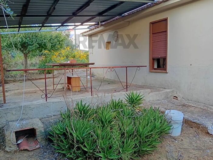 Casa trilocale in vendita in Cda Santa Croce SNC, Piazza Armerina