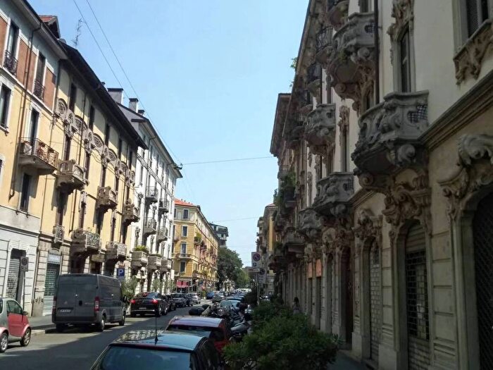 Appartamento bilocale in affitto in Via Antonio Stoppani No Number, Morgagni, Milano