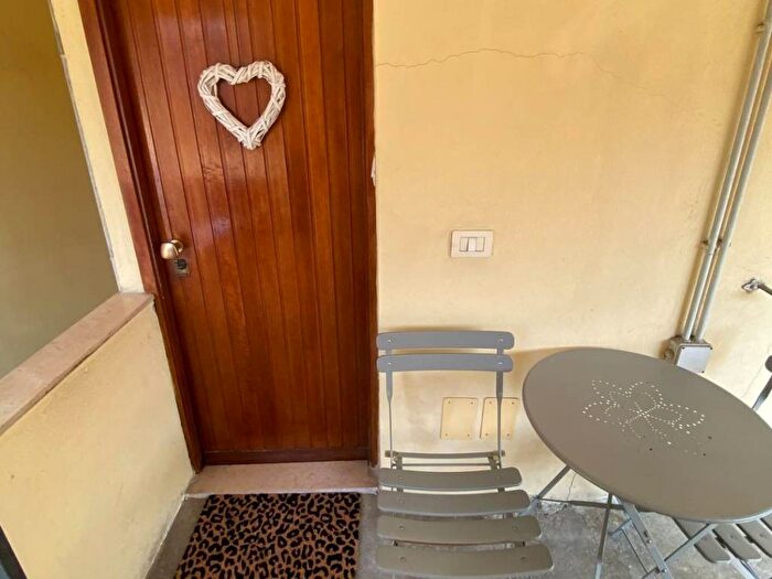 Appartamento bilocale in affitto in Via Varesina, Lucino, Montano Lucino