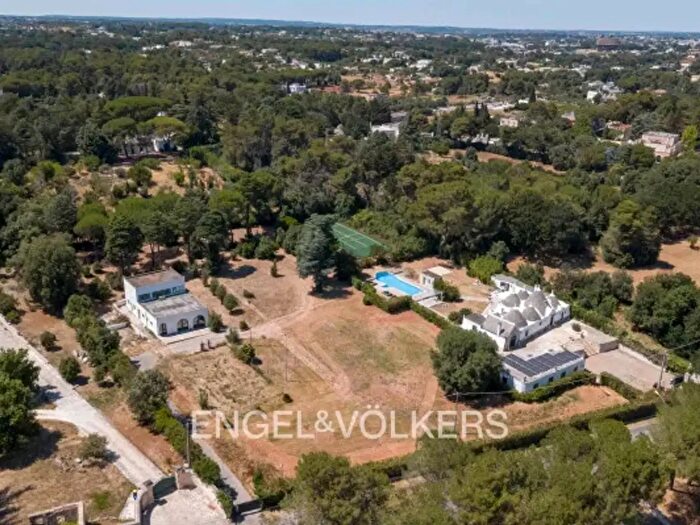 Casa con 6 locali in vendita in Martina Franca