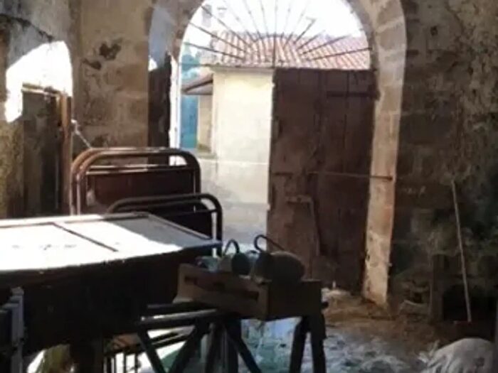 Appartamento trilocale in vendita in Via Camillo Benso di Cavour, Onano