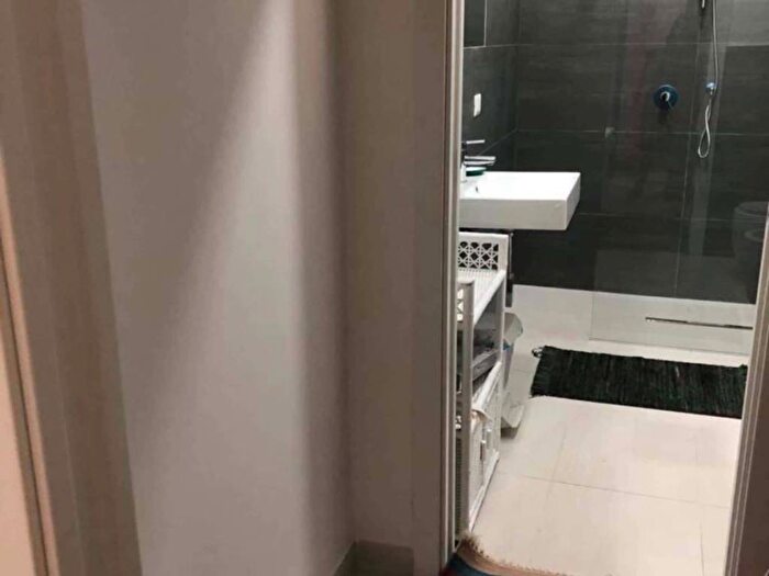 Appartamento bilocale in affitto in Via Savona, Solari, Milano