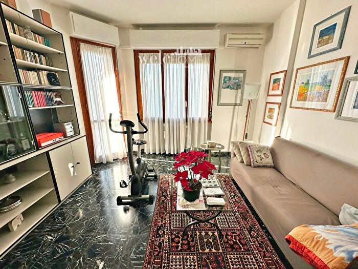 Appartamento trilocale in vendita in Campi Bisenzio