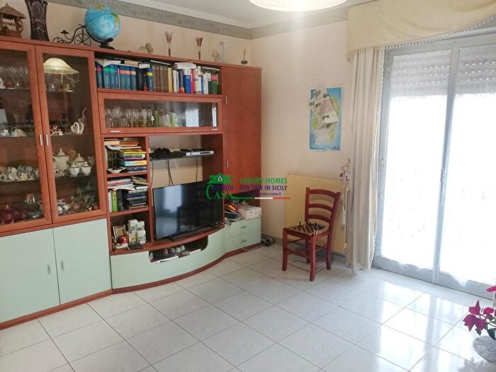 Appartamento con 5 locali in vendita in Ragusa