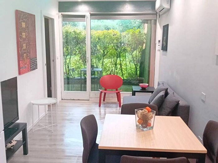 Appartamento bilocale in affitto in Via Morandi No Number, Centro, Sirmione