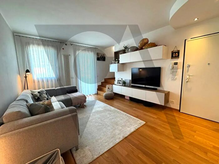 Appartamento trilocale in vendita in Via delle Granze, Padova