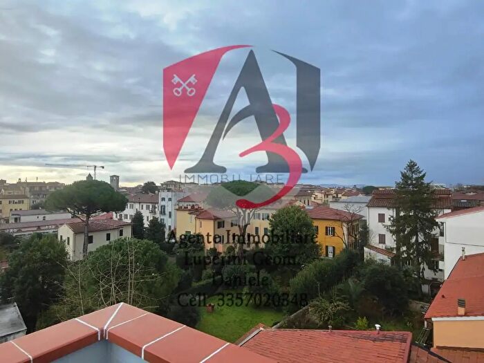 Appartamento con 6 locali in vendita in Derna, Pisa