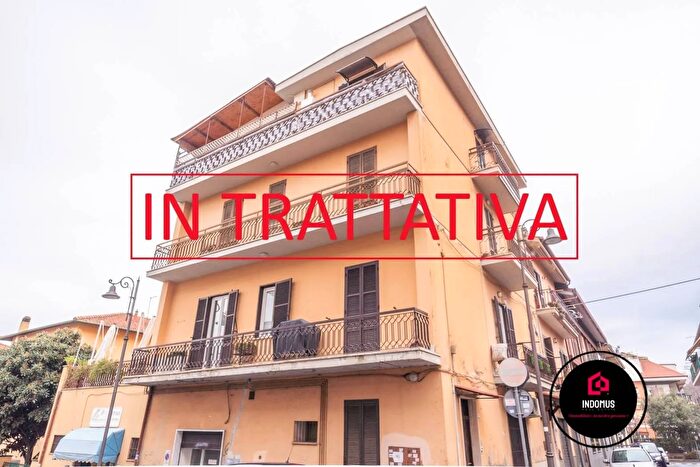 Appartamento quadrilocale in vendita in Via Trento Grottaferrata, Grottaferrata