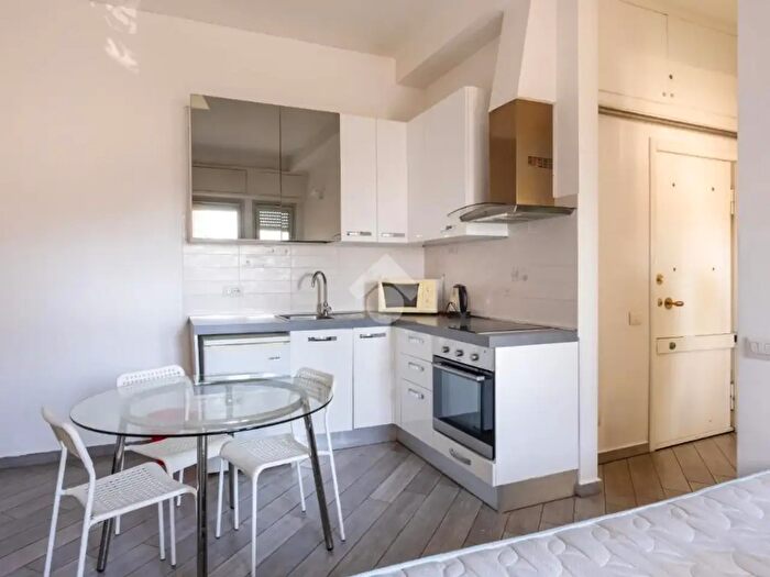 Appartamento monolocale in affitto in Viale Sarca, Milano