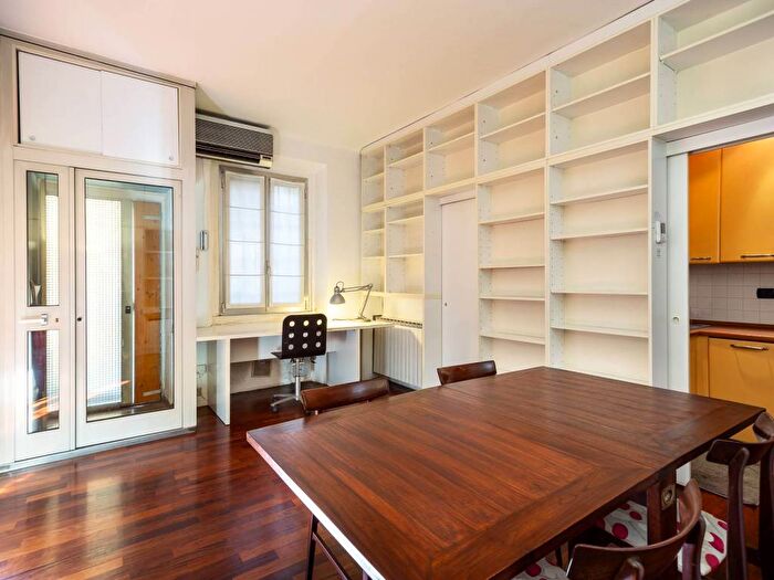 Appartamento bilocale in affitto in Via Michelangelo Buonarroti, Vercelli Wagner, Milano