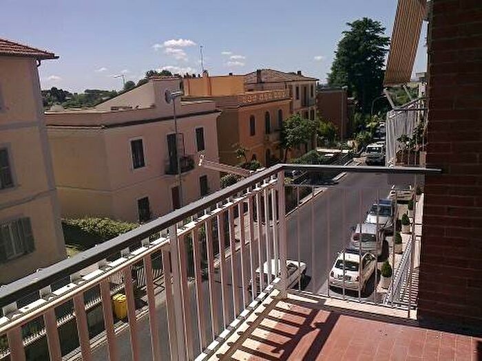 Appartamento trilocale in affitto in Via Flaminia, Centro, Castelnuovo di Porto