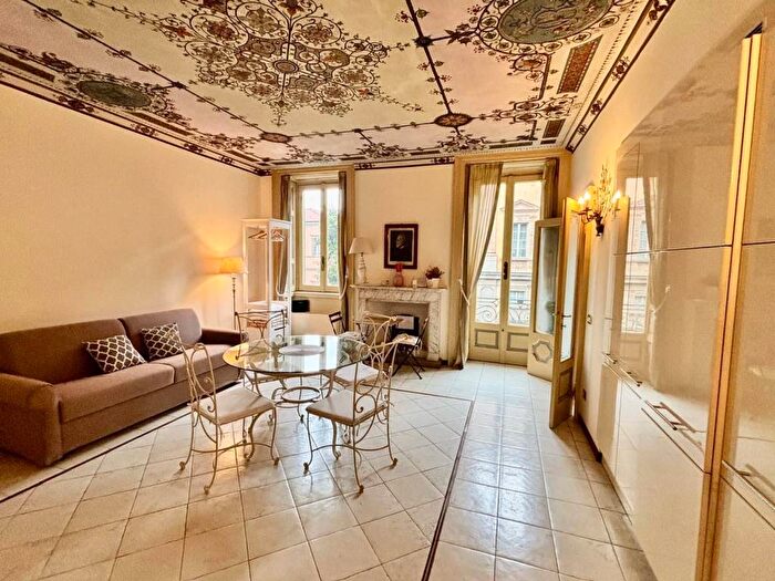 Appartamento trilocale in affitto in Via Torquato Tasso, Centro, Bergamo