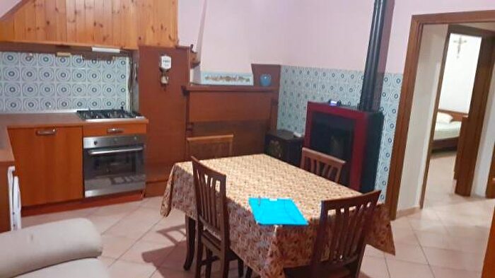 Appartamento trilocale in vendita in Strada Comunale Via di, Molazzana