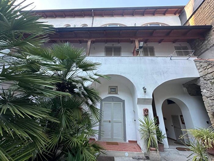 Appartamento monolocale in affitto in Vico San Francesco, Centro, Marano di Napoli