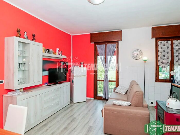 Appartamento bilocale in vendita in Via Melegnano, Casaletto Lodigiano