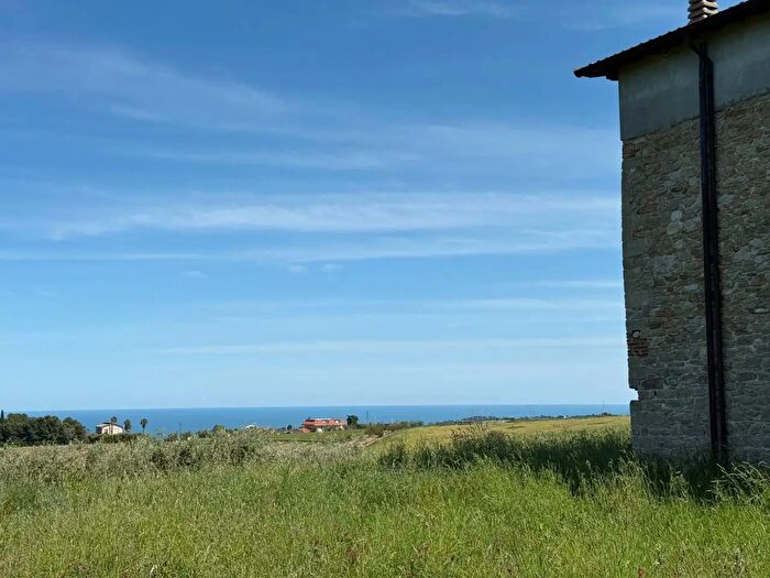 Casa con 6 locali in vendita in Quercia Ferrata, Ripatransone